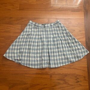 Pleated mini skirt